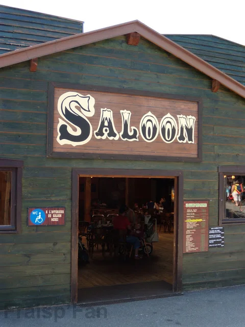 Restauration-Saloon-02