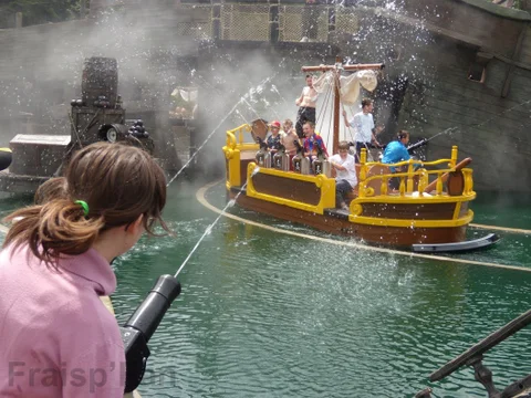 pirates_attack_-_attraction_-_455