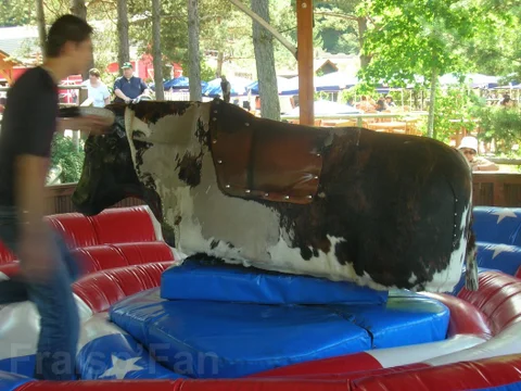 le_rodeo_-_attraction_-_361