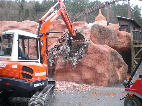 Mine02.jpg