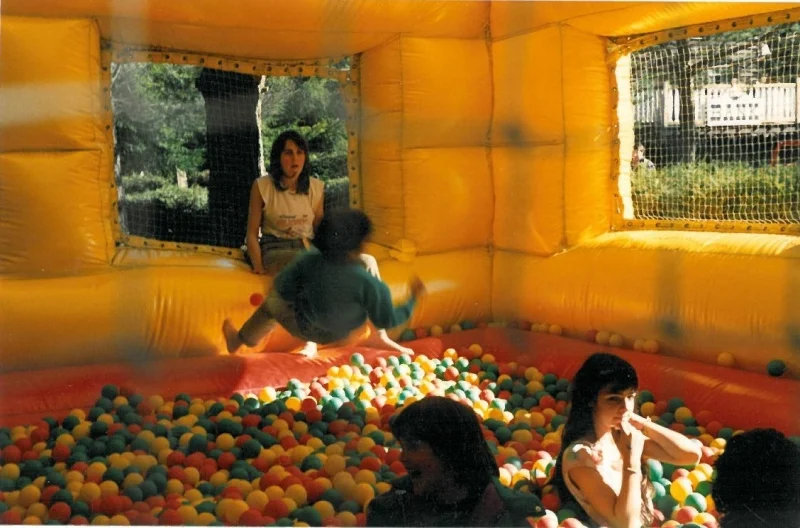 piscine à boules gonflabe1