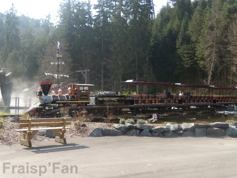 express_065_-_attraction_-_14
