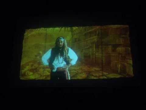 cine_desperado_v044_-_attraction_-_11