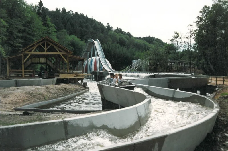 1990-2
