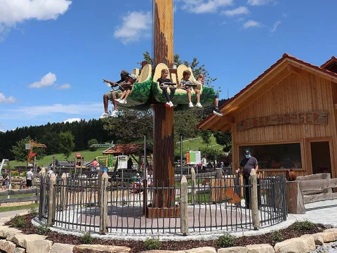 Zierer-family-tower.jpg