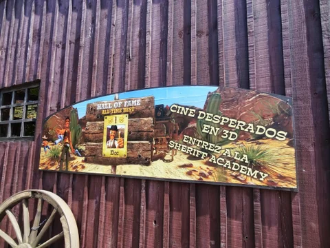cine_desperado_v047_-_attraction_-_3