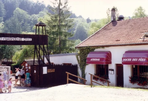 1990-3