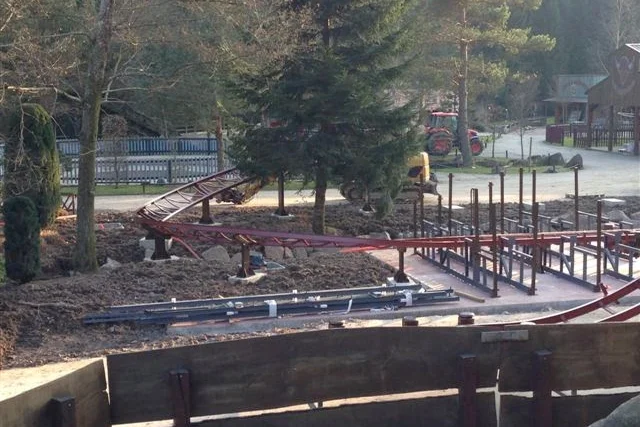 la_ronde_des_rondins_-_contruction_-_124