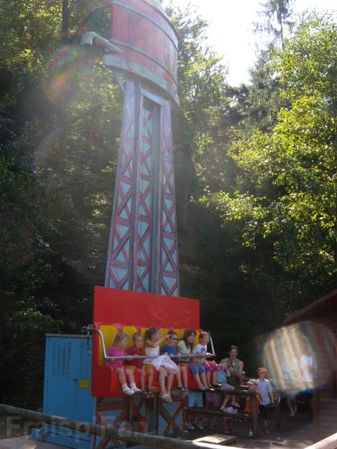 Attractions-Jolly-Jumper-v1-01