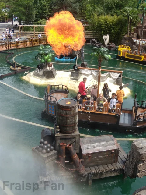 pirates_attack_-_attraction_-_454