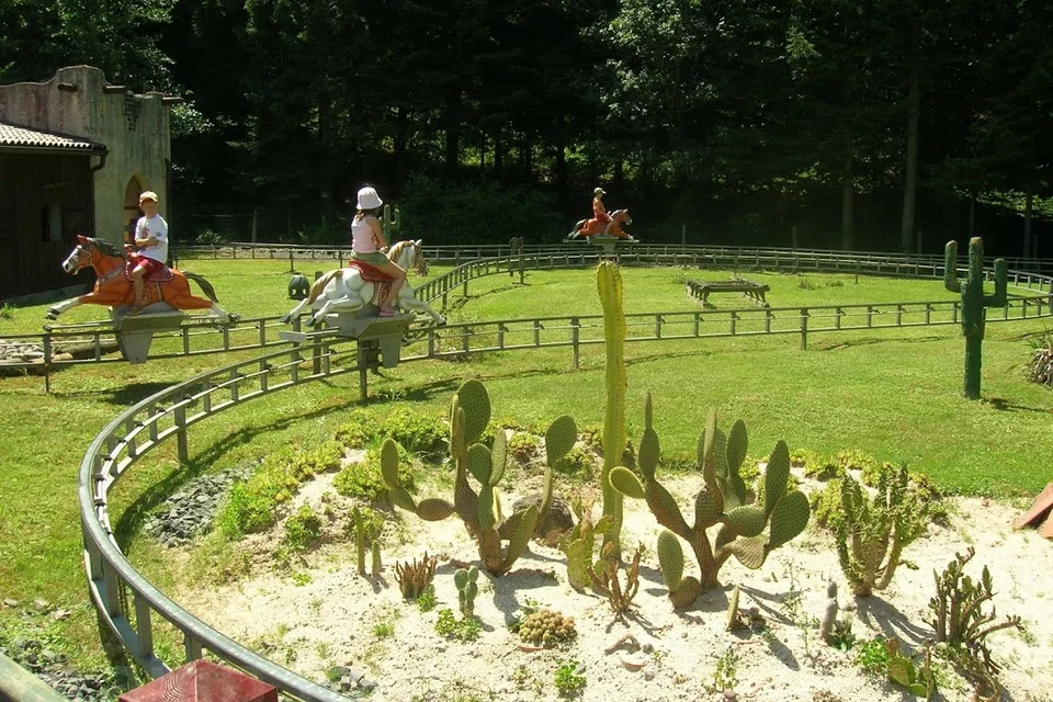 pony_express_-_attraction_-_576