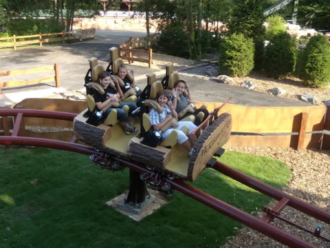Timberdrop-attraction-06