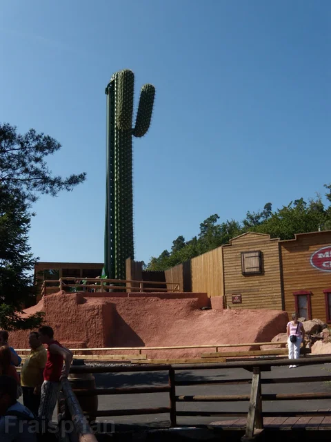 le_cactus_-_attraction_-_294