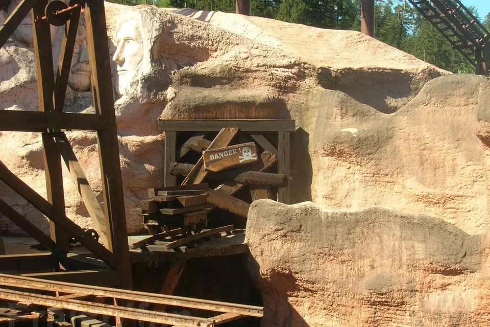 mine_d'or_-_attraction_-_398