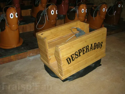 cine_desperado_v016_-_attraction_-_01