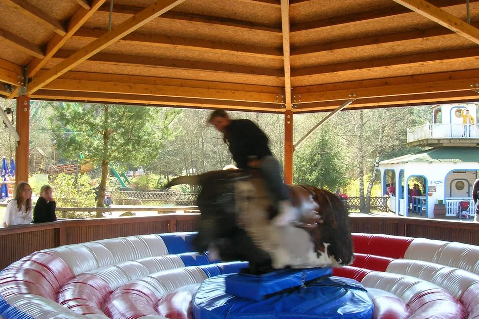 le_rodeo_-_attraction_-_363