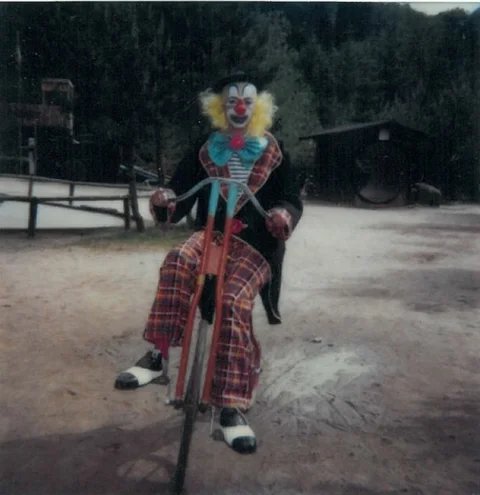 clown velo2