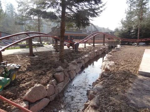 la_ronde_des_rondins_-_contruction_-_130