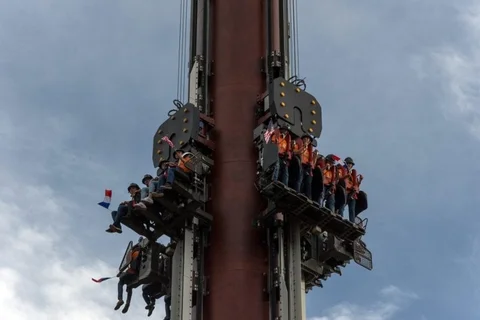 Inauguration_Golden-Driller_Fraispertuis_08.jpg