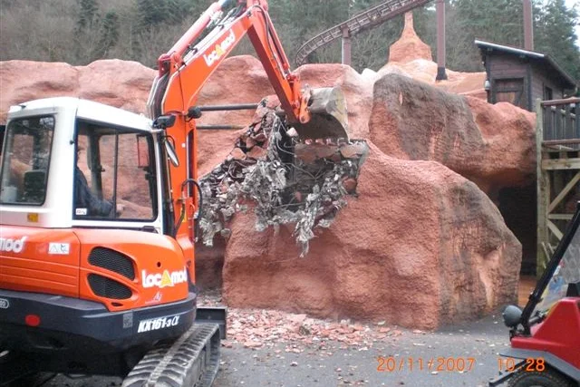 mine_d'or_-_construction_-_200