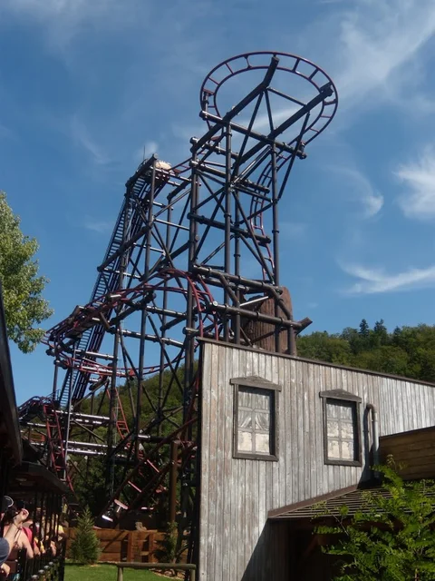 Timberdrop-attraction-15