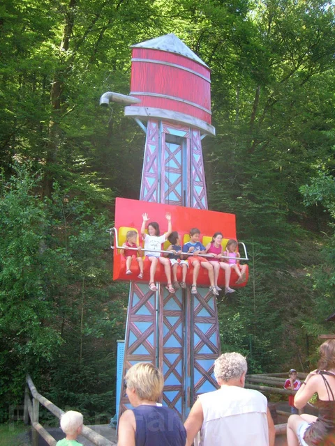 Attractions-Jolly-Jumper-v1-02