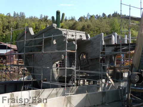 pirates_attack_-_construction_-_450