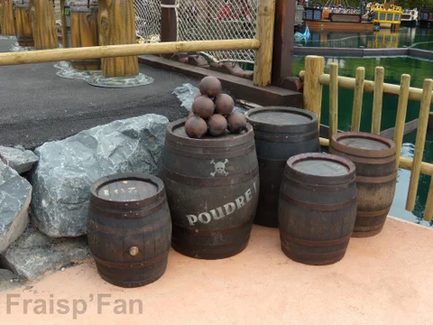 pirates_attack_-_attraction_-_464