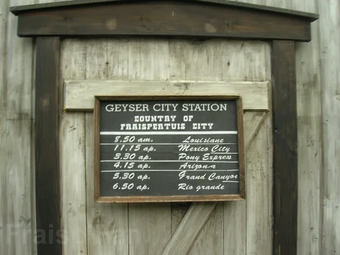geyser_city_-_attraction_-_089