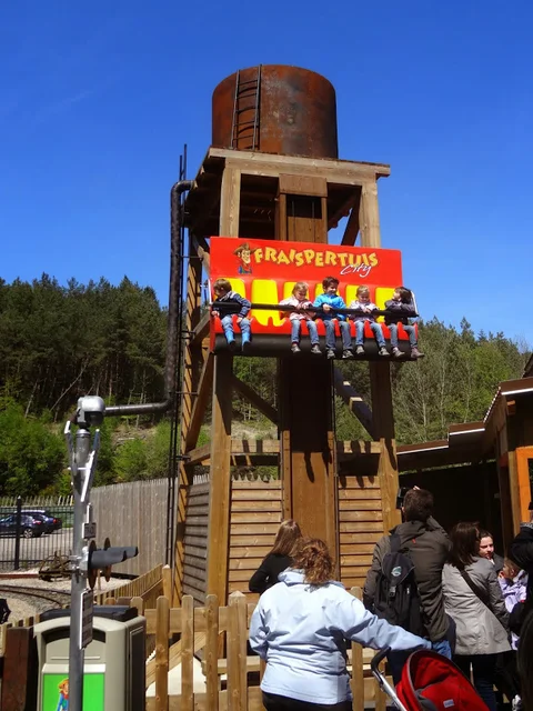 Attractions-Jolly-Jumper-v2-03