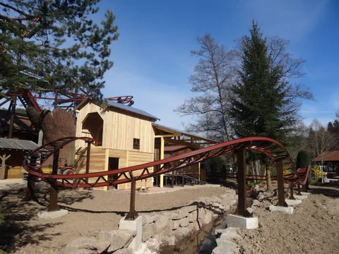 la_ronde_des_rondins_-_contruction_-_145